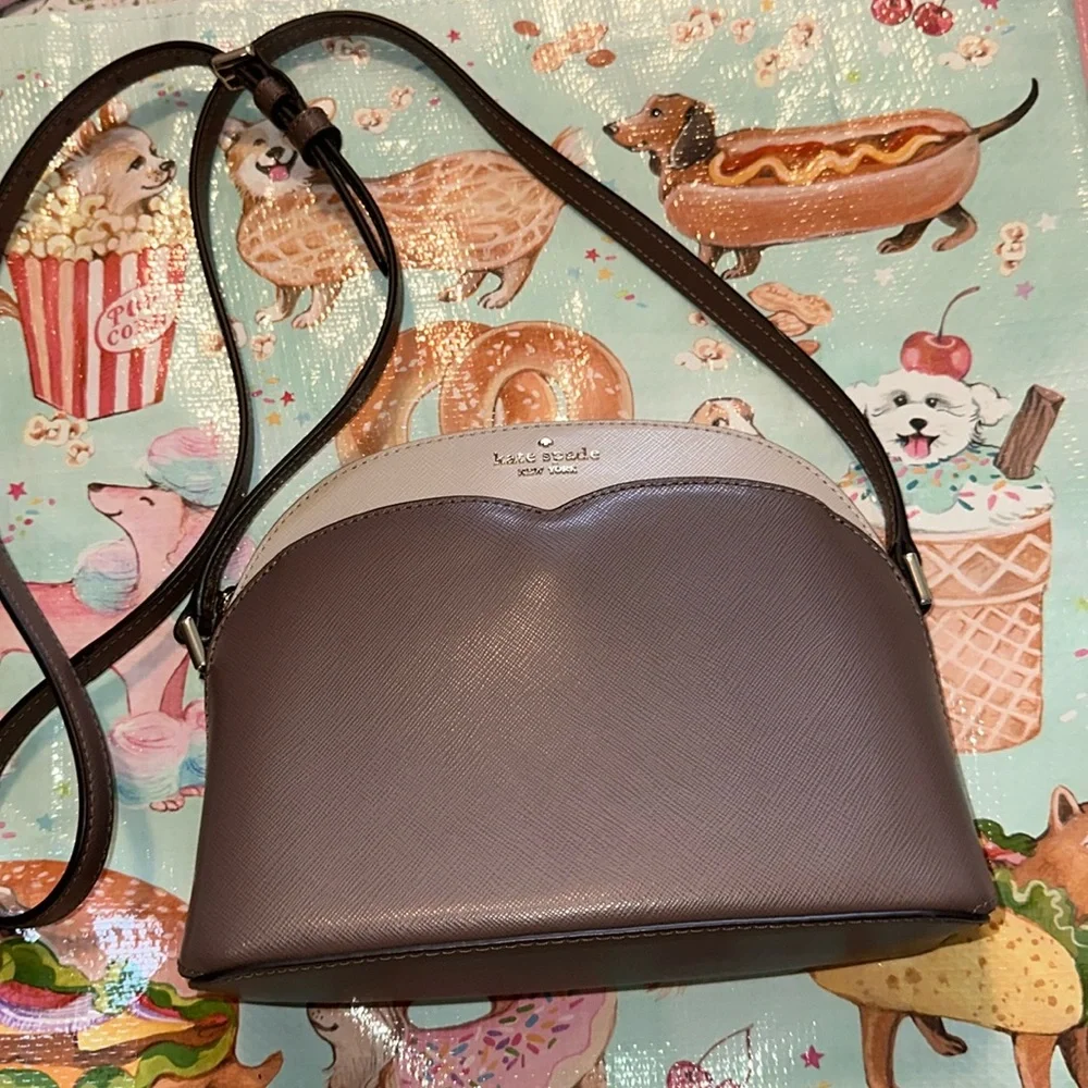Kate Spade Crossbdoy - Picture 1 of 5